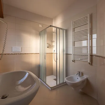 La Vista Postcard Hotel 3*