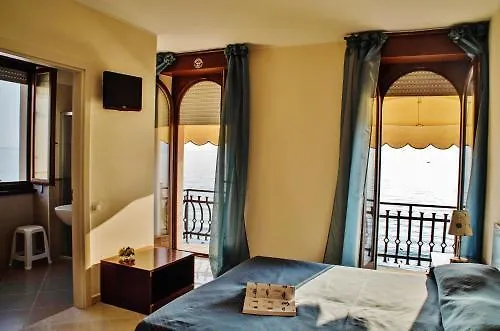 Hotell La Vista Postcard