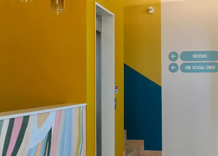 Hotell La Vista Postcard 3*