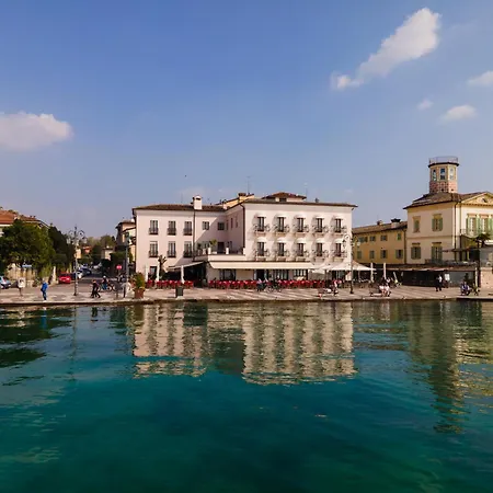 Otel La Vista Postcard 3*