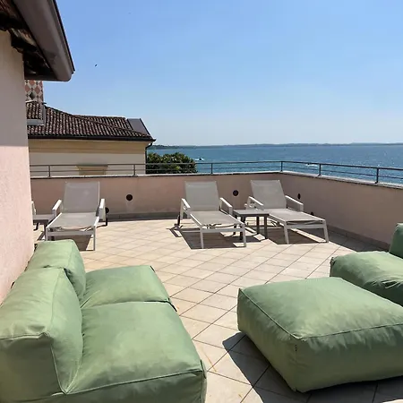 La Vista Postcard 3* Lazise